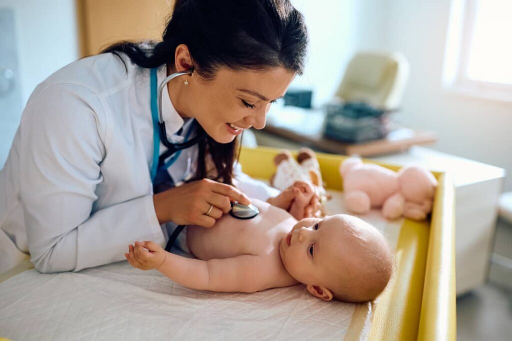 Consultație de neonatologie